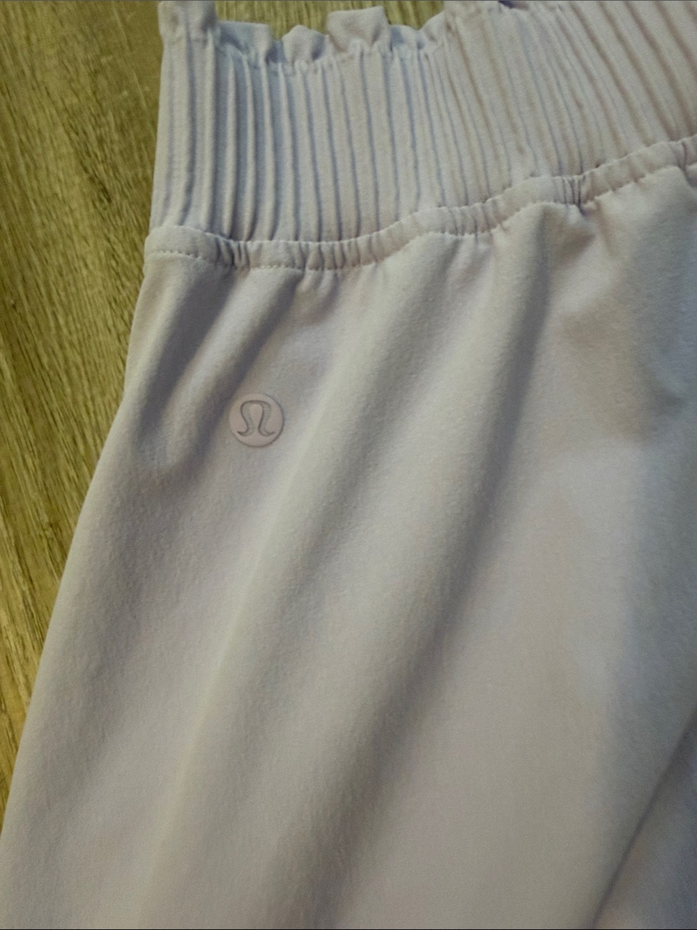 Lululemon XS Stretch Woven Ruffle Waist Lavender Frost Casual A-Line Midi Skirt - Picture 7 of 7